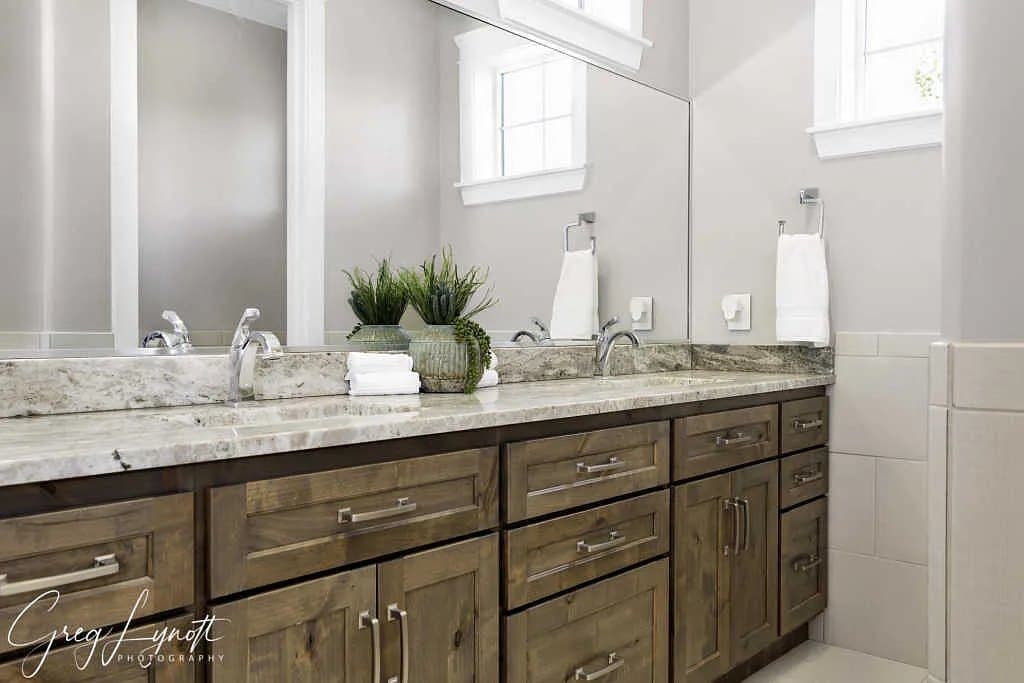 A double-vanity bathroom